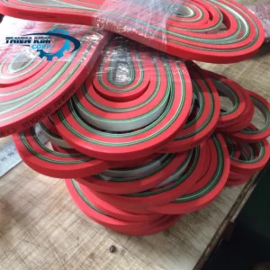 Băng tải PVC xanh dán cao su đỏ